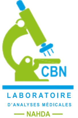 Logo du Laboratoire Nahda CBN à Rabat, représentant un microscope vert et bleu, spécialisé en analyses médicales.